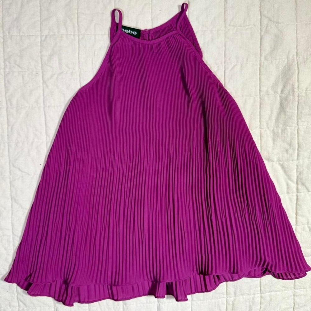 Bebe Pleated Swing Shirt – Magenta – Size Small